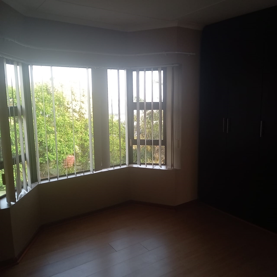 To Let 3 Bedroom Property for Rent in Reebok Western Cape